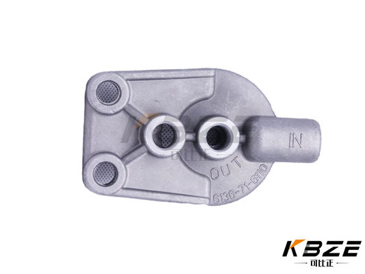 كوماتسو 6136-71-6110 6136716110 KS101F رأس مرشح الوقود / استبدال مقعد مرشح الوقود لـ S6D105 PC200-3